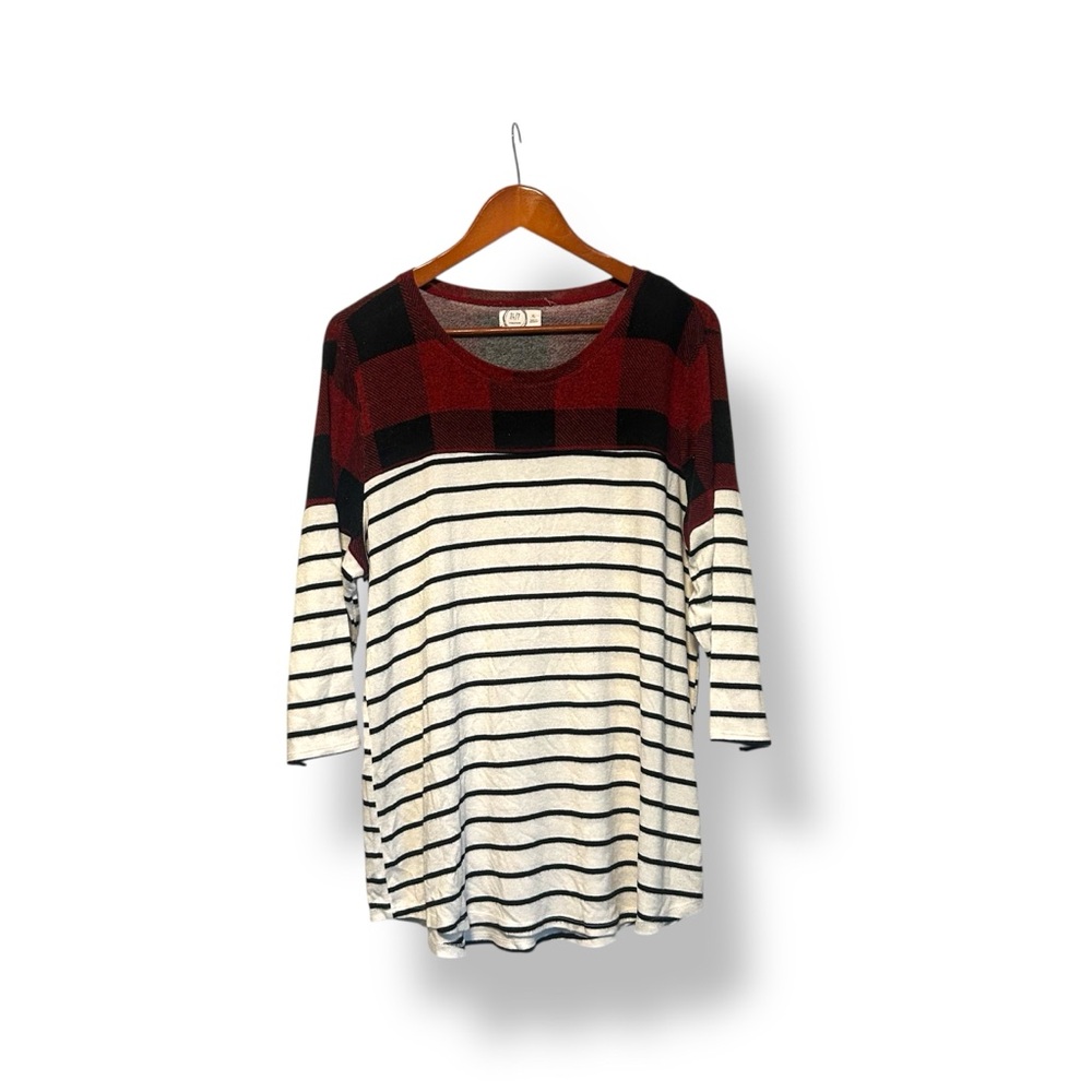 [Maurices 24/7] Buffalo Plaid and Striped Top